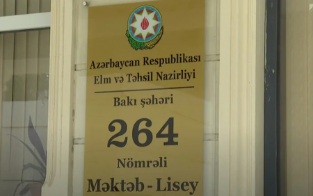 Bakı məktəblərində attestat üçün 20 manatdan rüşvət yığırlar - Video