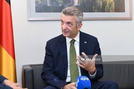 Səfir: Almaniya Qarabağın “Yaşıl zona” kimi inkişafını böyük maraqla izləyir Səfir: Almaniya Qarabağın “Yaşıl zona” kimi inkişafını böyük maraqla izləyir