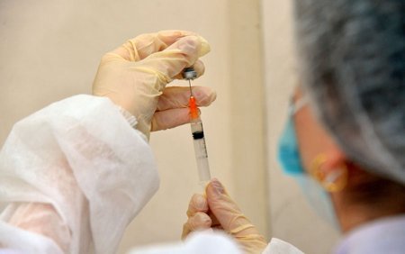 Azərbaycana qripə qarşı vaksinlər gətirildi