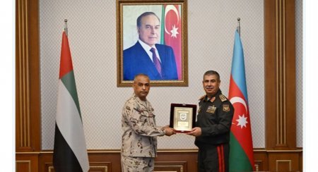 Azərbaycan və BƏƏ generalları Bakıda görüşdülər