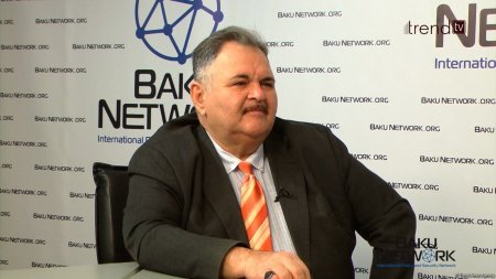 Onilliklər ərzində azərbaycanlılara və ermənilərə “üçüncü tərəf olmadan razılığa gələ bilməzsiniz” fikrini yeridirdilər - Ayaz Salayev "Tofiq Abbasovla Dialoq" verilişində (VİDEO/FOTO)