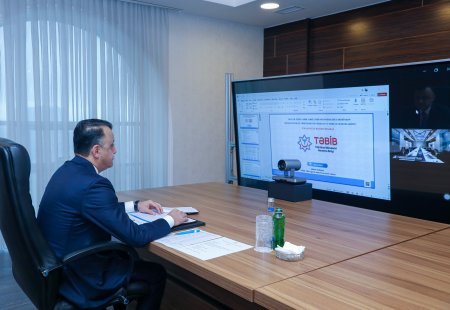 TƏBİB-də tabeli tibb müəssisələrinin fəaliyyəti ilə bağlı müşavirə keçirildi - Fotolar