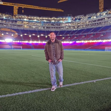 "Ruhumla darıxdığım yerə qayıtdım” - Messi “Kamp Nou”da - Fotolar