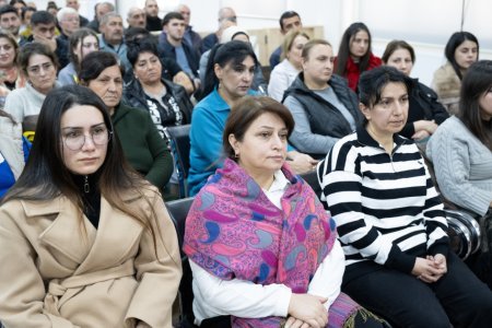 Zərərçəkənlər danışdı, Vardanyan dinlədi - Fotolar