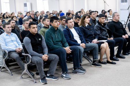 Zərərçəkənlər danışdı, Vardanyan dinlədi - Fotolar