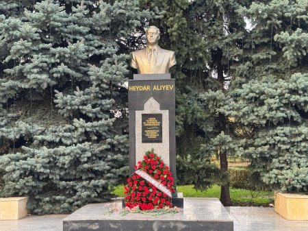 Kamran Əliyev Rumıniyadadır - Fotolar