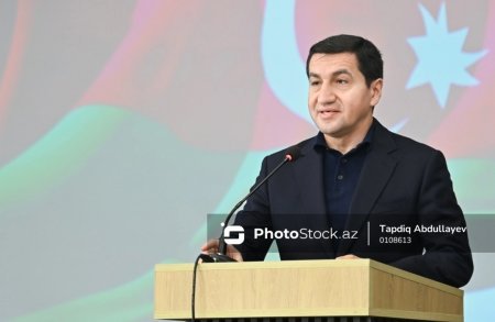 Hikmət Hacıyev: "Azərbaycan yeni data mərkəzi olmaq üçün bütün üstünlüklərə malikdir"