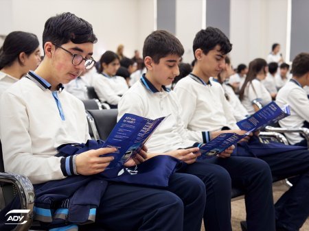 ADY şagirdlərə təlim keçdi - Fotolar