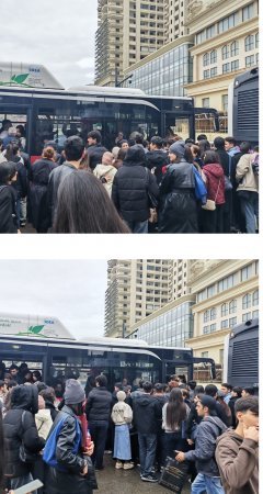 Metrodakı problem sərnişinləri çətin vəziyyətdə qoydu - Fotolar