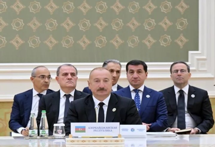 Prezident Mərkəzi Asiya Dövlət başçılarının 8-ci Məşvərət görüşündə çıxış edib Prezident Mərkəzi Asiya Dövlət başçılarının 8-ci Məşvərət görüşündə çıxış edib